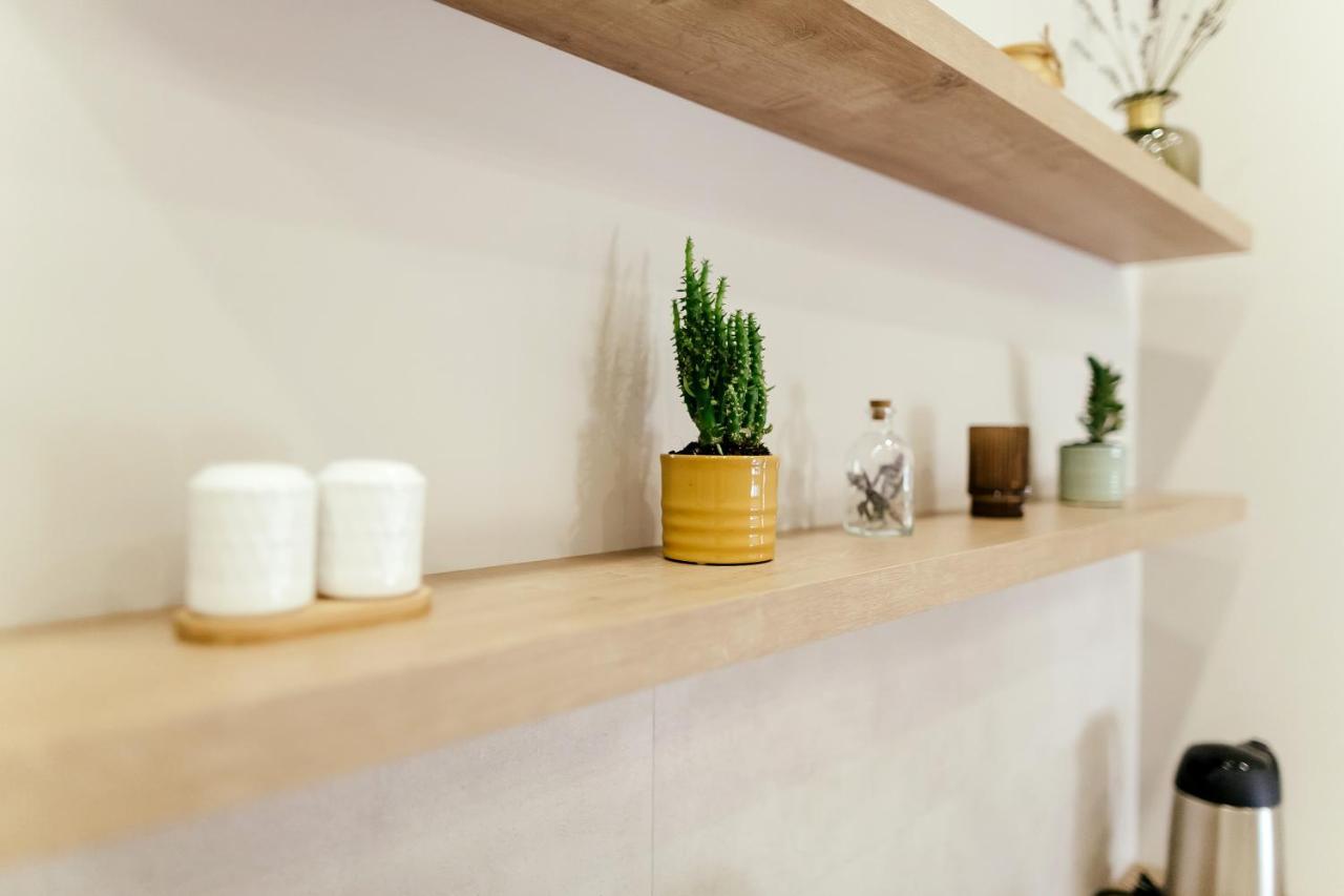 Lara Apartament 3 Apartment Lviv Ngoại thất bức ảnh